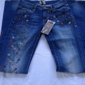 Classic Fit Driftwood jean W24 L 33 blue&embroided